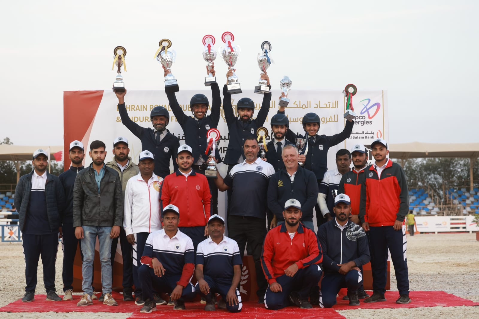 فريق وزارة الداخلية لقفز الحواجز يحقق المركز الأول في المسابقة الكبرى لبطولة الاتحاد الملكي لقفز الحواجز<